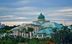 Seri Perdana Complex