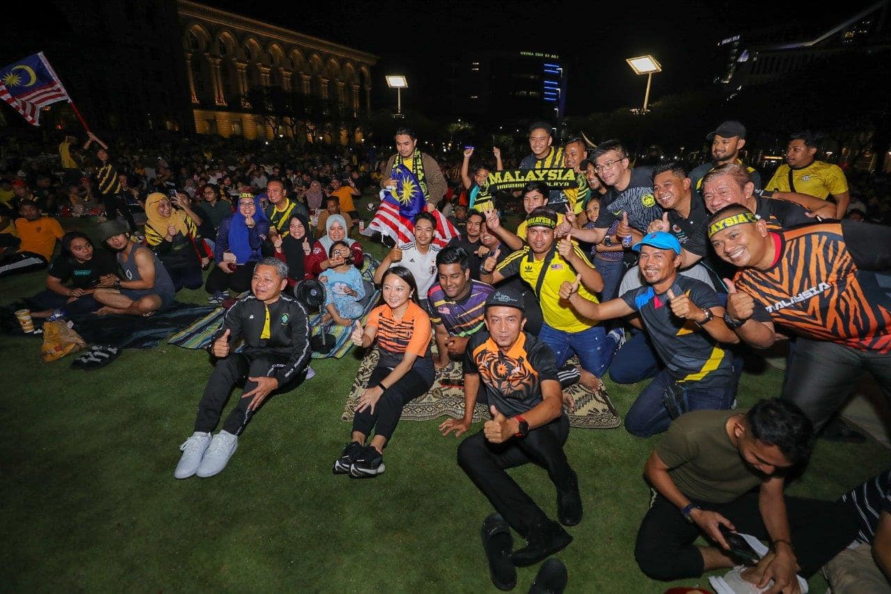 PROGRAM JOM TENGOK BOLA UNITI BERSAMA HARIMAU MALAYA