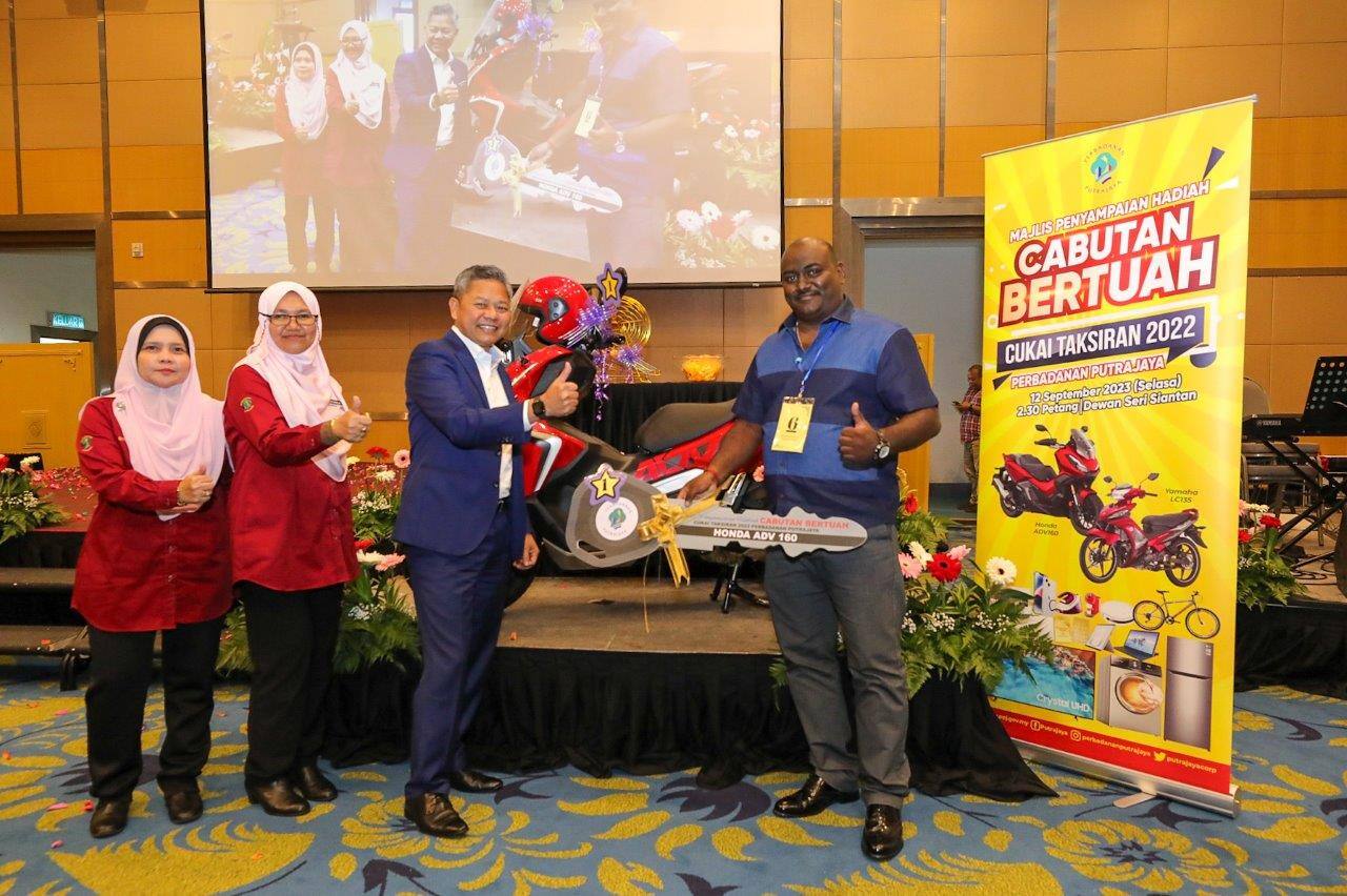 Majlis Penyerahan Hadiah Cabutan Bertuah Cukai Taksiran 2022 Perbadanan