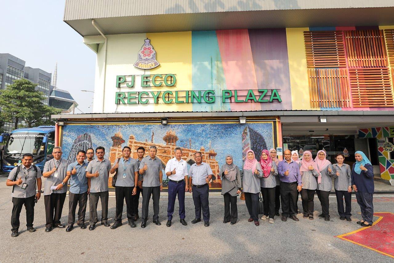 Majlis Penyampaian Hadiah Pertandingan Careton @Putrajaya - Perabot Polyal 2023