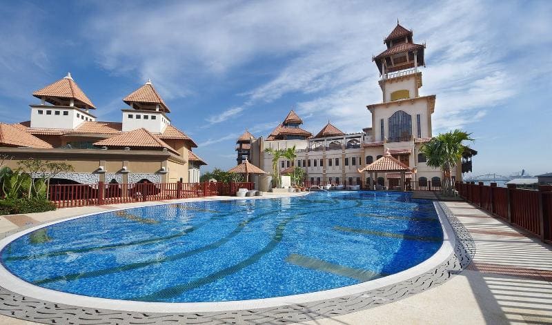DoubleTree by Hilton Putrajaya Lakeside